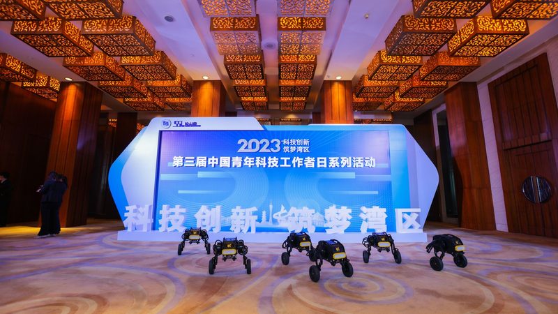 工业互联网平台：材质与架构解析